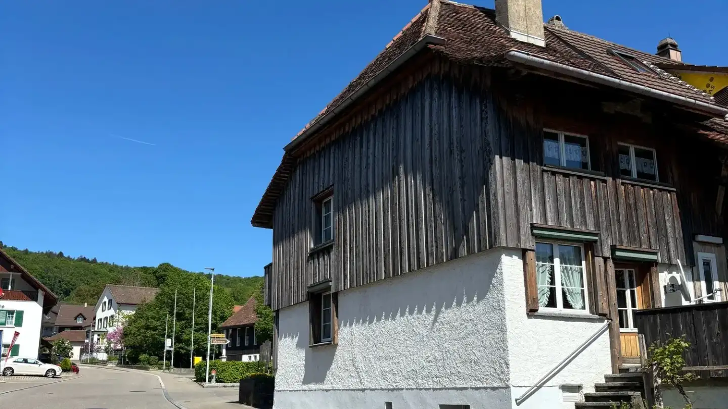 Semi-detached house for sale - Dorfstrasse 2, 8165 Oberweningen