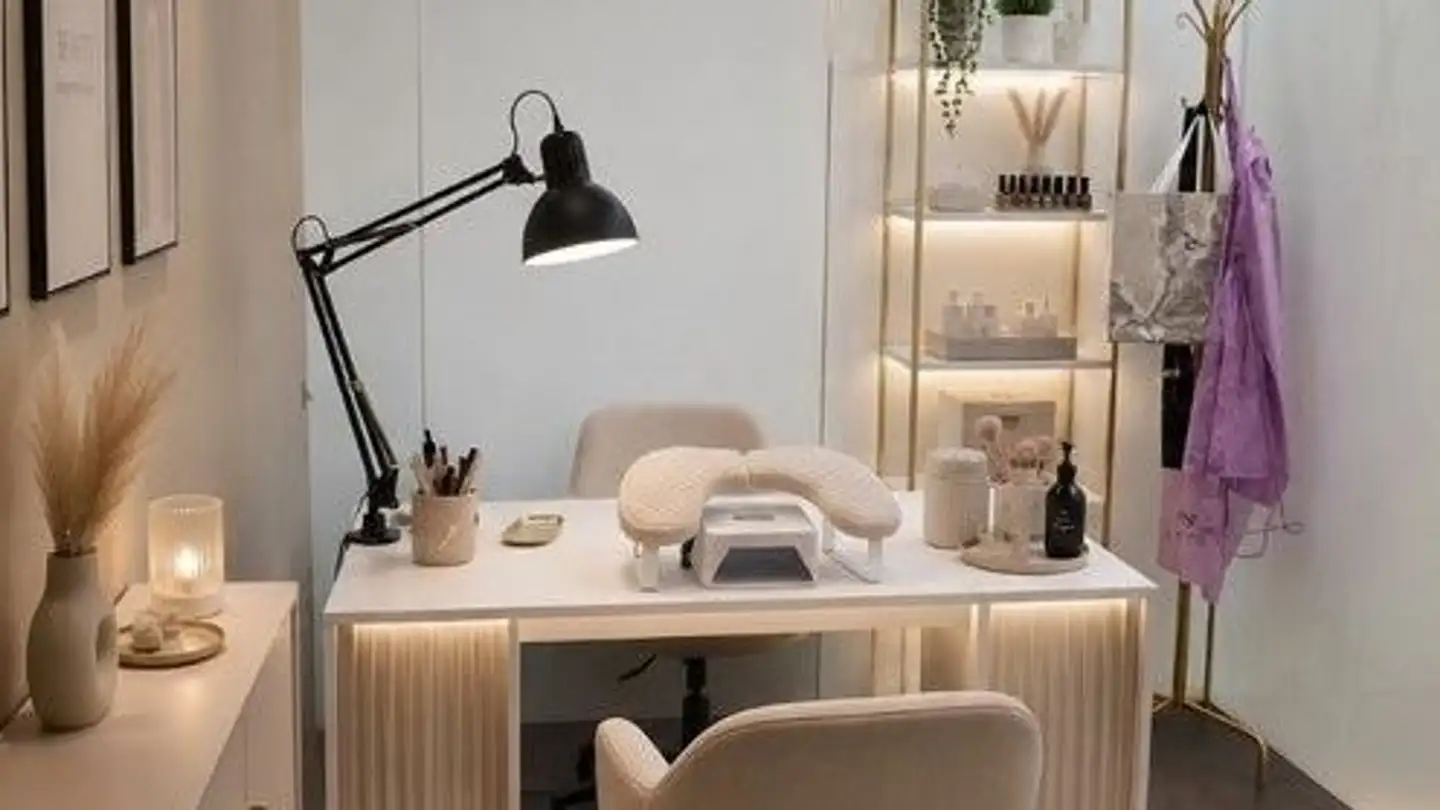 Gewerbe mieten - Flüelastrasse 21, 8047 Zürich