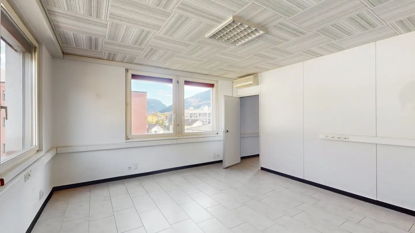 Bürofläche mieten - Via Cantonale, 6805 Mezzovico - Foto 4
