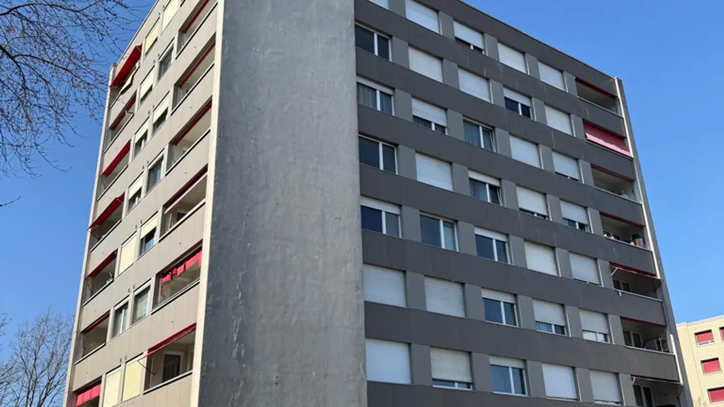 Parcheggio esterno in affitto - Erlenstrasse, 2555 Brügg BE