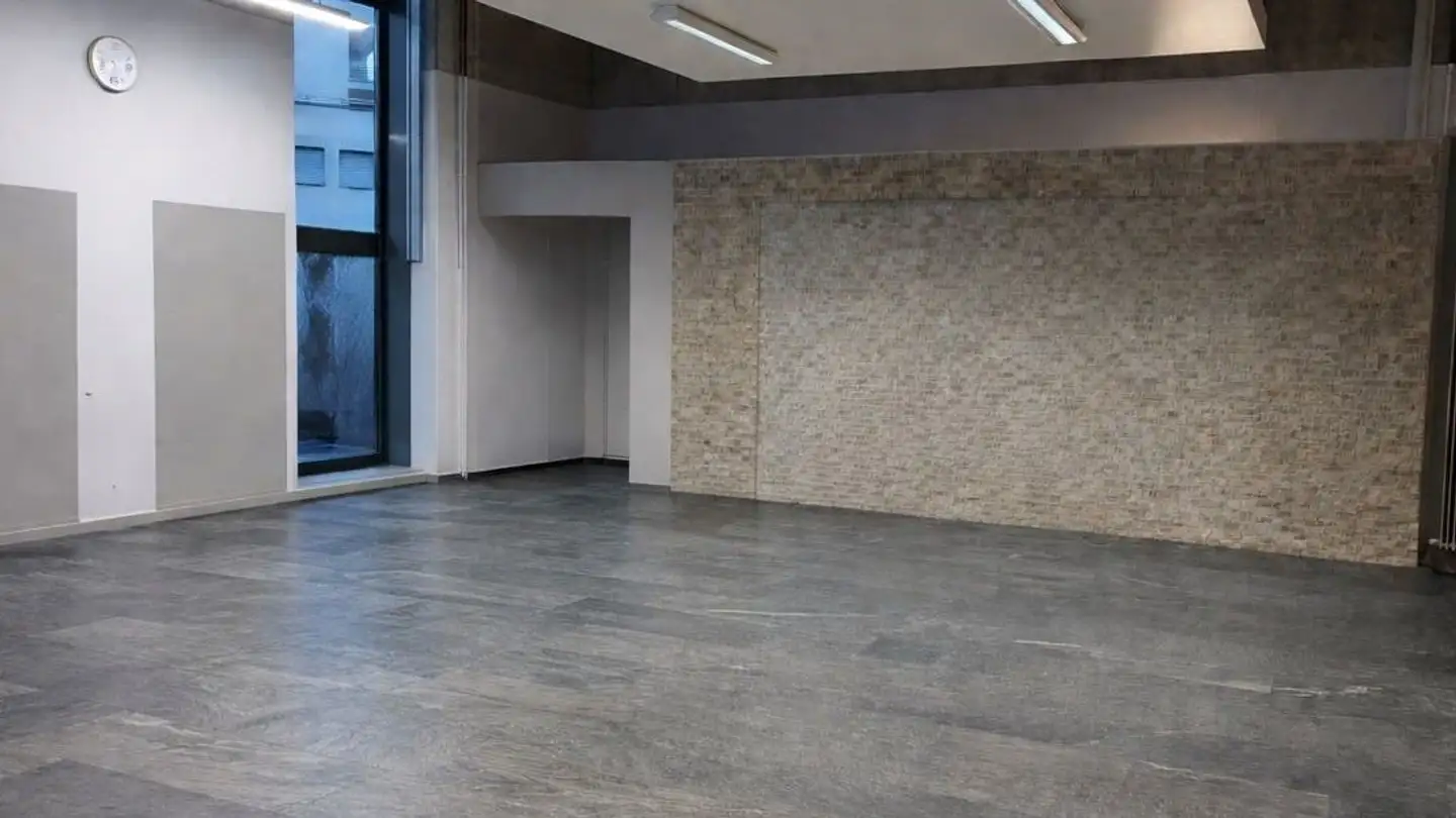 Magasin à louer - Im Zentrum 14, 8625 Gossau ZH - Photo 3