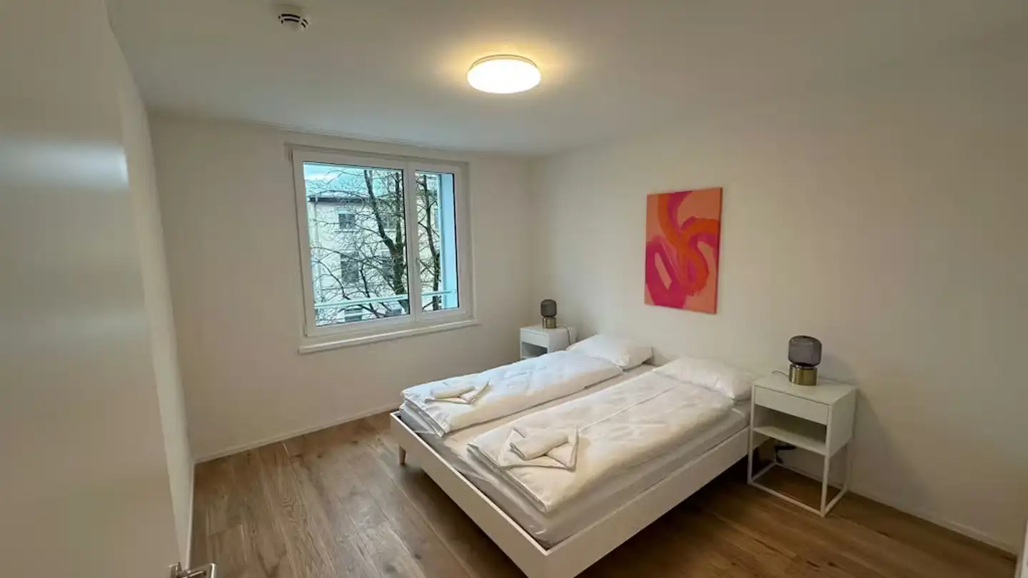 Wohnung mieten - Hohlstrasse, 8048 Zürich
