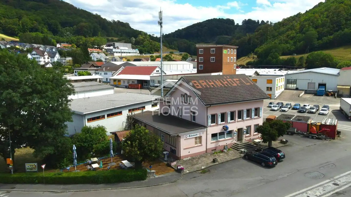 Edificio ad uso misto in vendita - 4448 Läufelfingen - Foto 2