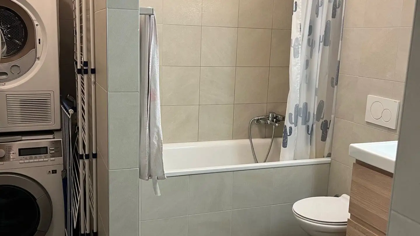 Stepped apartment for rent - 1286 Soral - Photo 4