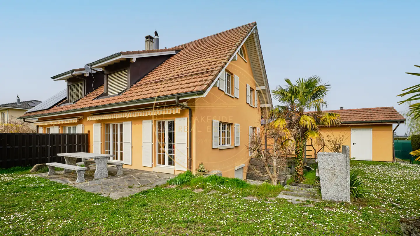 Single house for sale - 1296 Coppet