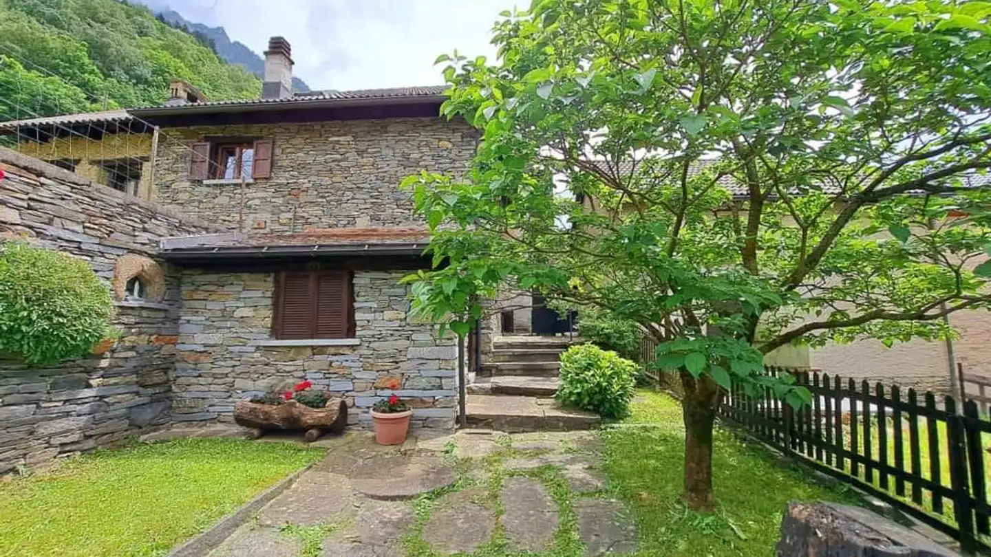 Maison individuelle à vendre - Via Pinaderio 27, 6719 Aquila
