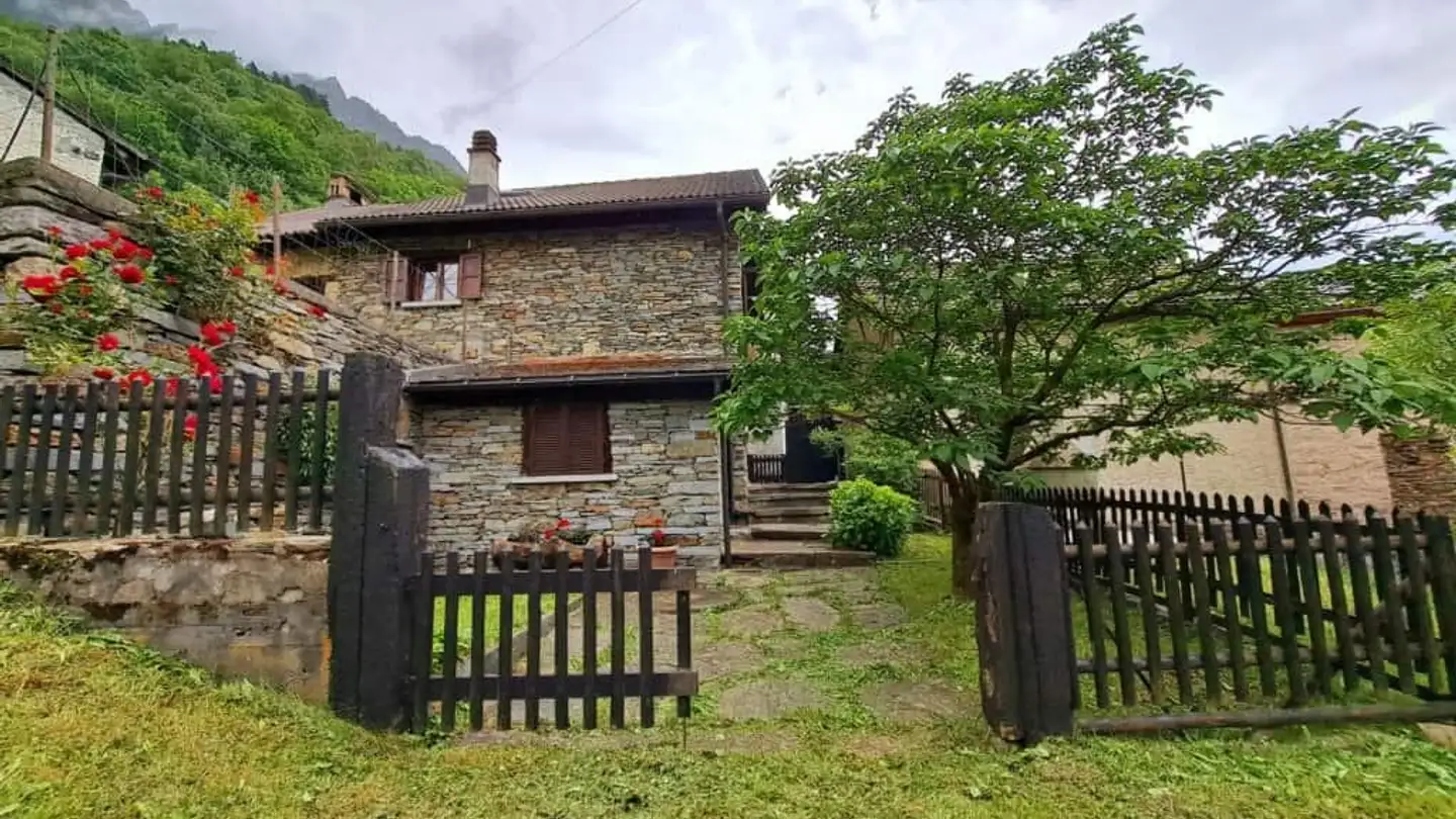 Einfamilienhaus kaufen - Via Pinaderio 27, 6719 Aquila - Foto 2