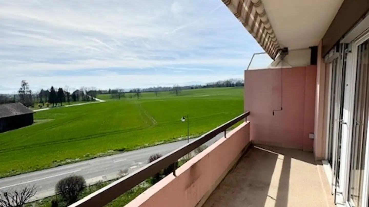 Apartment for rent - Route De Bremblens 6, 1026 Echandens - Photo 2