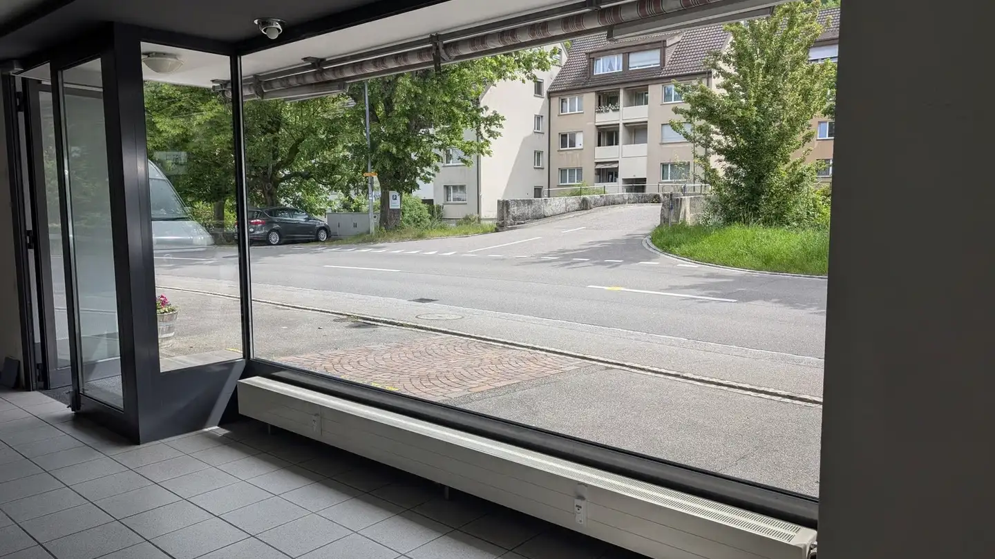 Shop for rent - Hauptstrasse 70, 4455 Zunzgen - Photo 2
