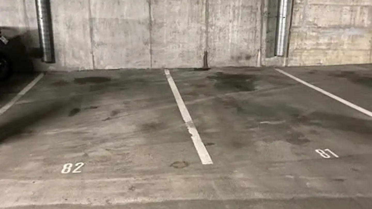 Underground parking space for rent - Schaufelweg 19, 3098 Schliern b. Köniz - Photo 3