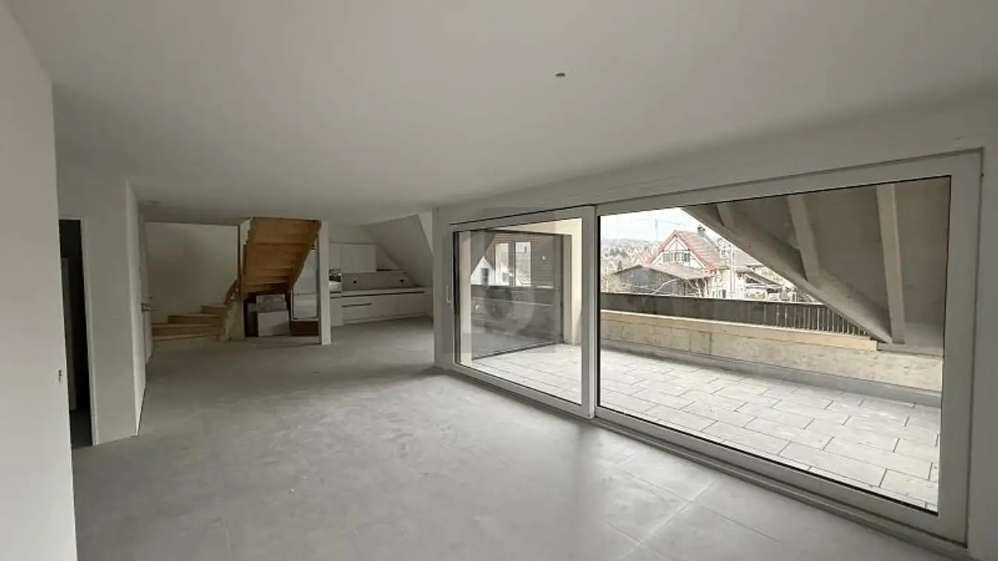 Attique à louer - 8196 Wil ZH