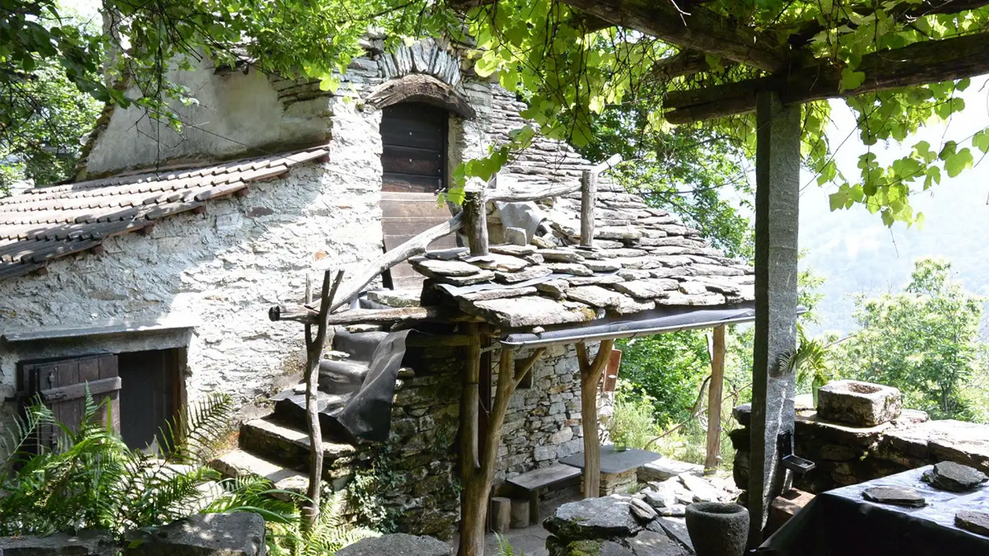 Haus kaufen - Costa Sopra Intragna, 6655 Intragna