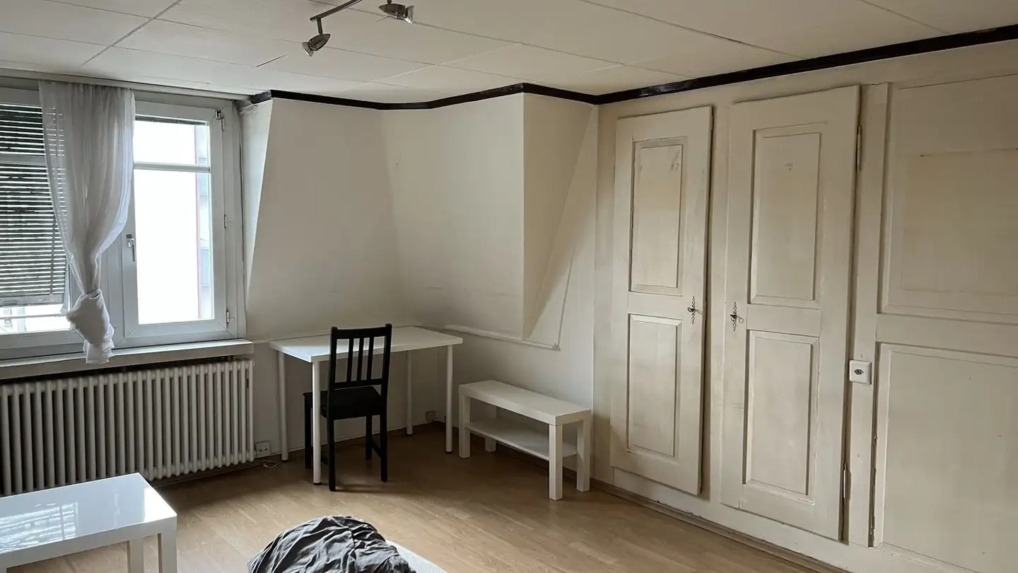 Single room for rent - Untere Bahnhofstrasse 22, 8640 Rapperswil SG