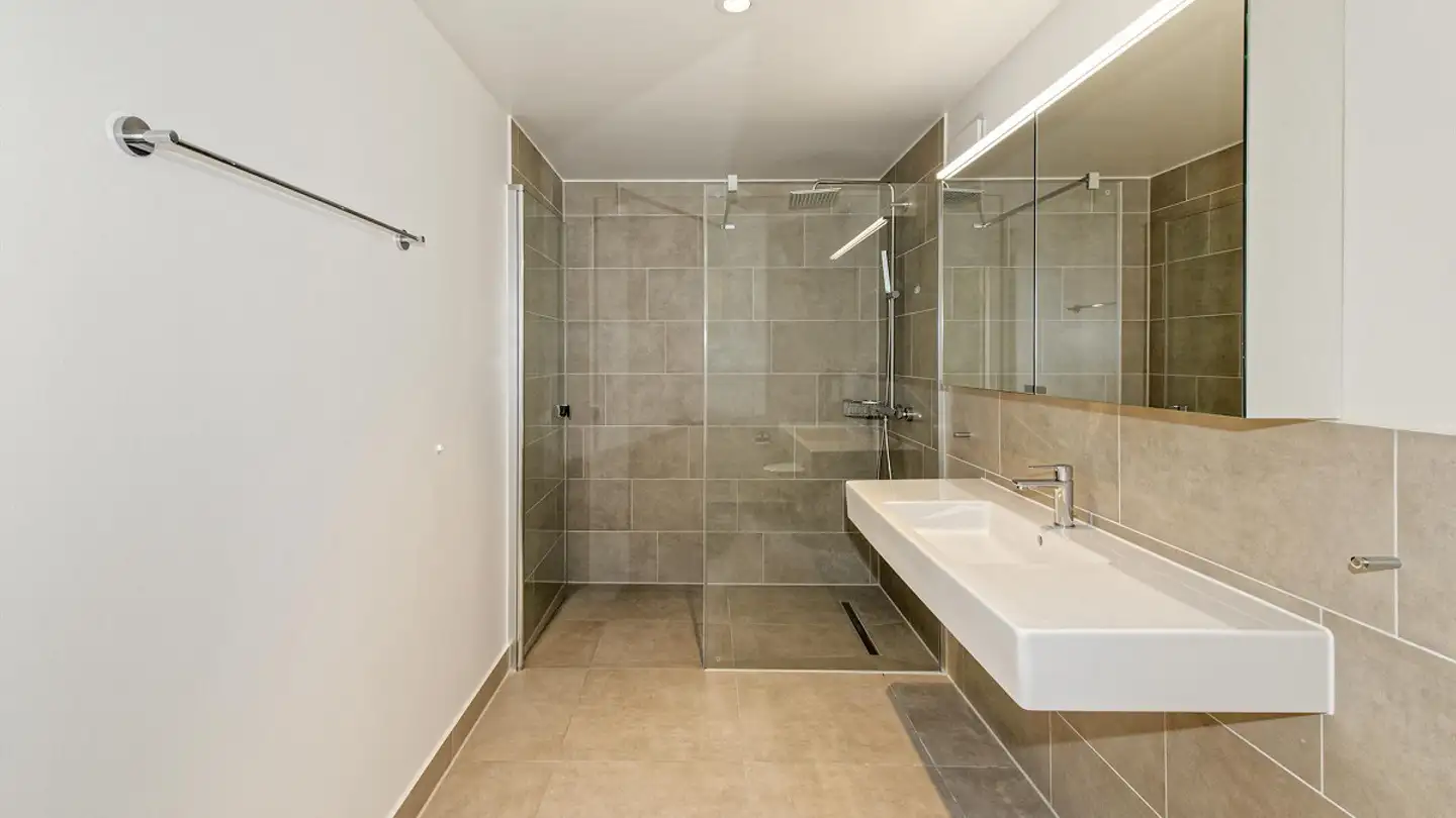 Apartment for rent - Bahnhofplatz 6, 6460 Altdorf UR - Photo 2