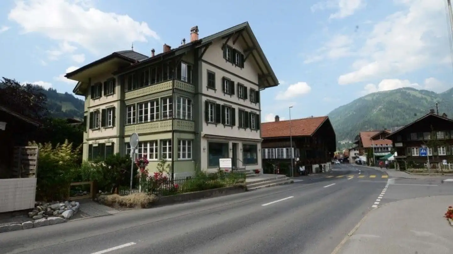 Attic flat for rent - Unteres Stampfi-Gässli 1, 3770 Zweisimmen
