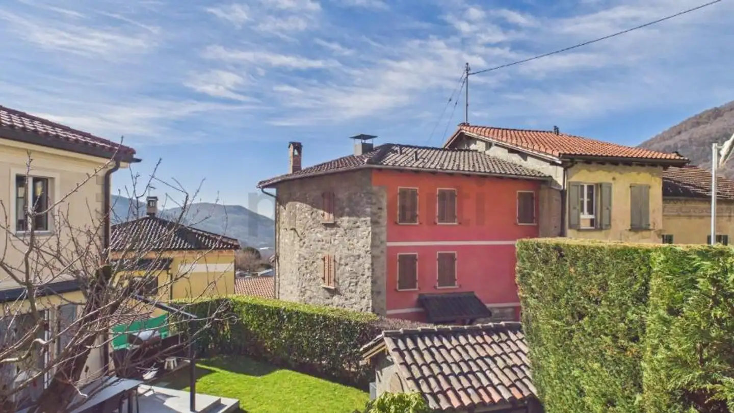 Row house for sale - 6938 Fescoggia