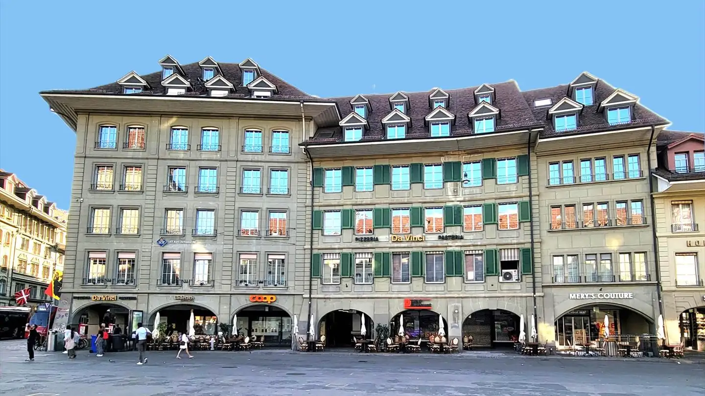 Advertising space for rent - Zytgloggelaube 4, 3011 Bern