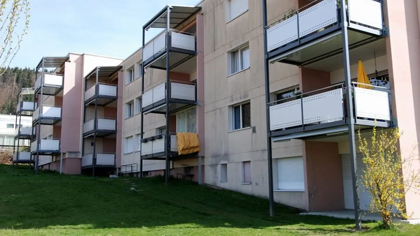 Parcheggio interno per moto in affitto - Breitfeldstrasse 3, 3075 Rüfenacht BE - Photo 3