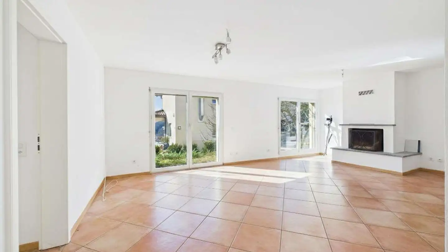 Appartement meublé à louer - Ra Bressanéla, 6968 Sonvico