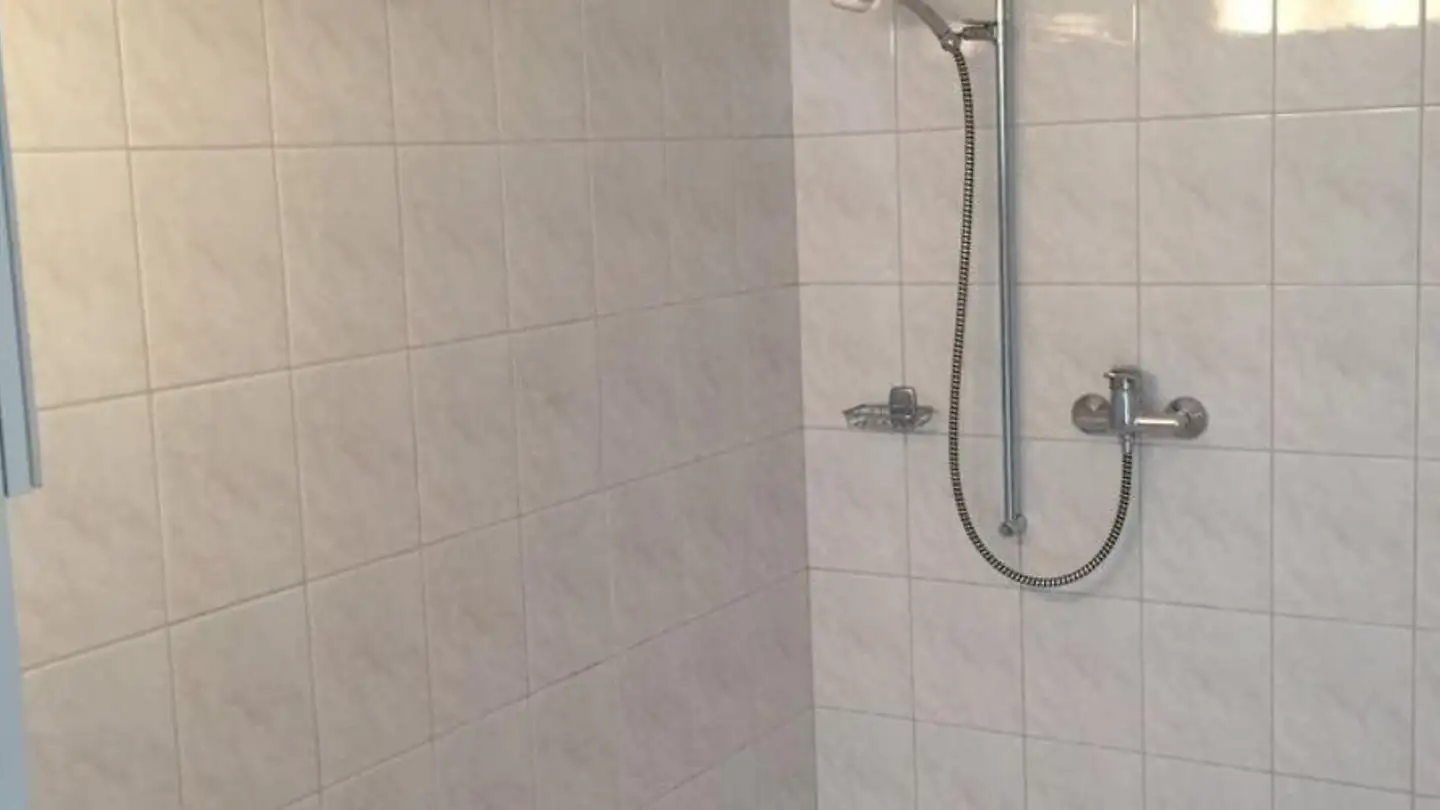 Apartment for rent - Route De La Gare 38, 1744 Chénens - Photo 4