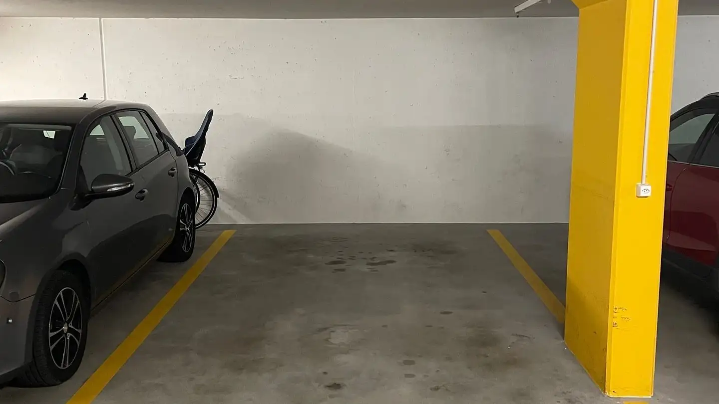 Underground parking space for rent - Neugut 1, 8180 Bülach - Photo 3