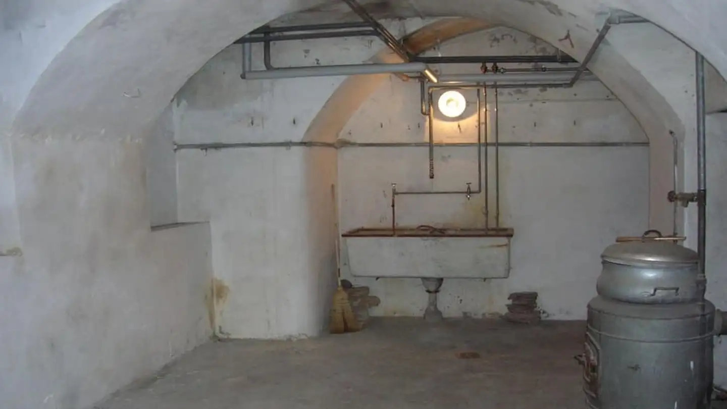 Commercial for rent - Rue Du Puits 23, 2300 La Chaux-de-Fonds - Photo 2