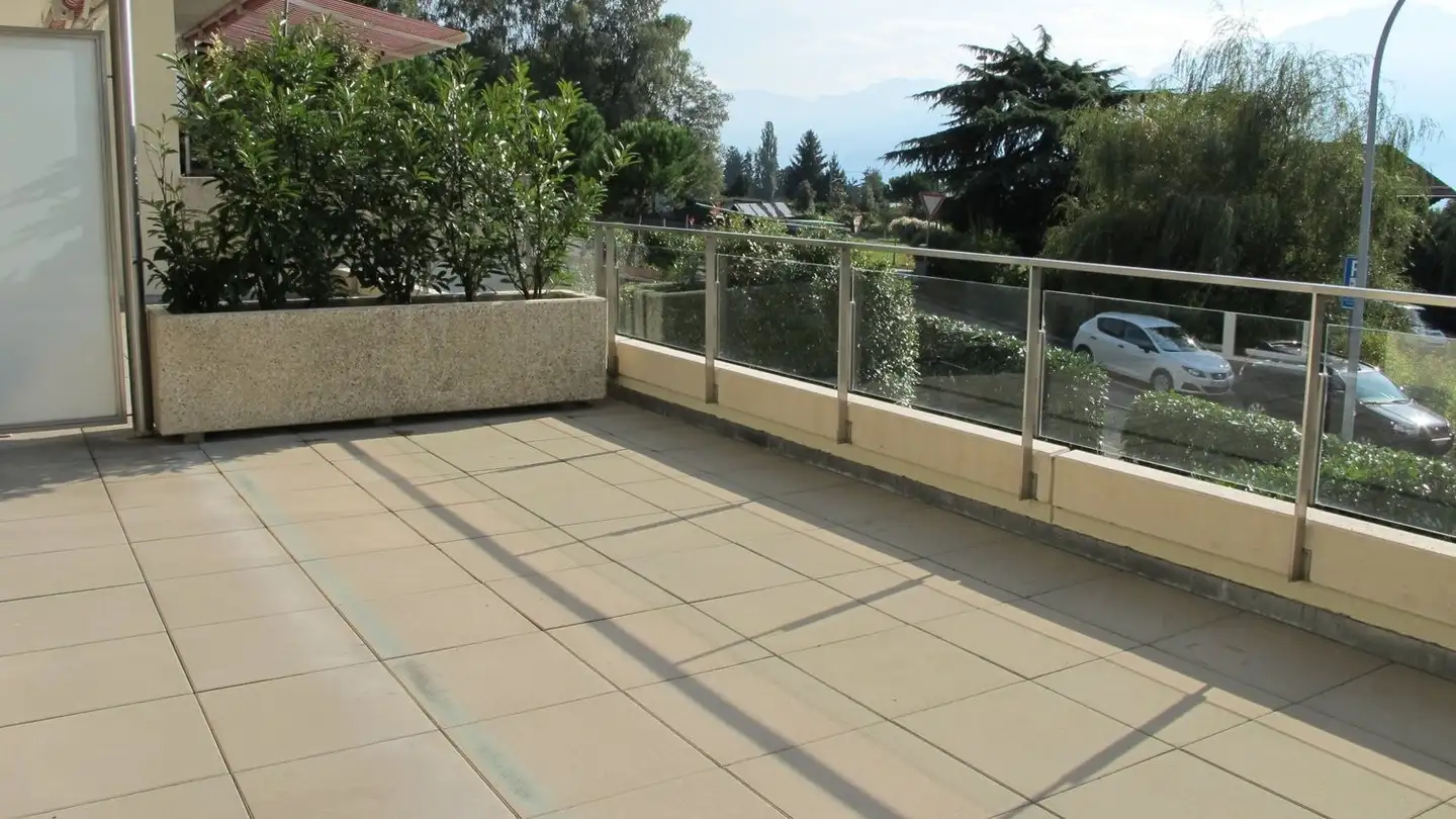 Apartment for rent - Chemin Du Chantey, 1817 Brent - Photo 4