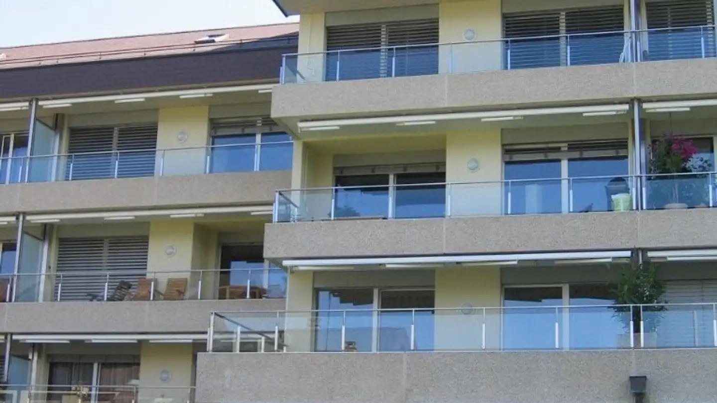 Apartment for rent - Chemin Du Chantey, 1817 Brent - Photo 2