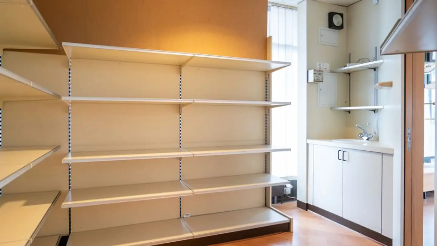 Mischgenutztes Gebäude mieten - Place De La Gare 1, 1009 Pully