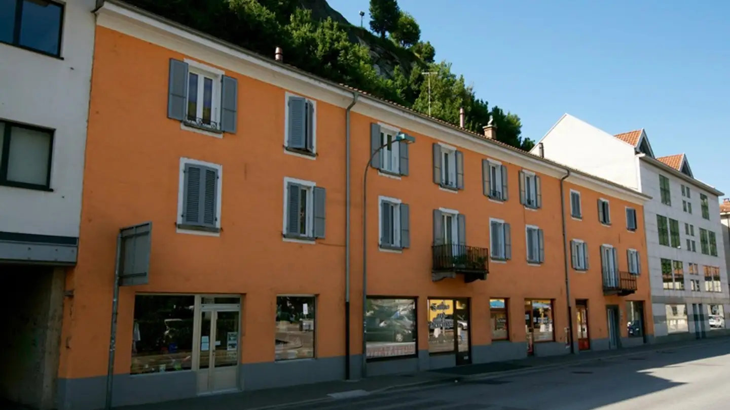 Bureau à louer - Viale Portone 9, 6500 Bellinzona