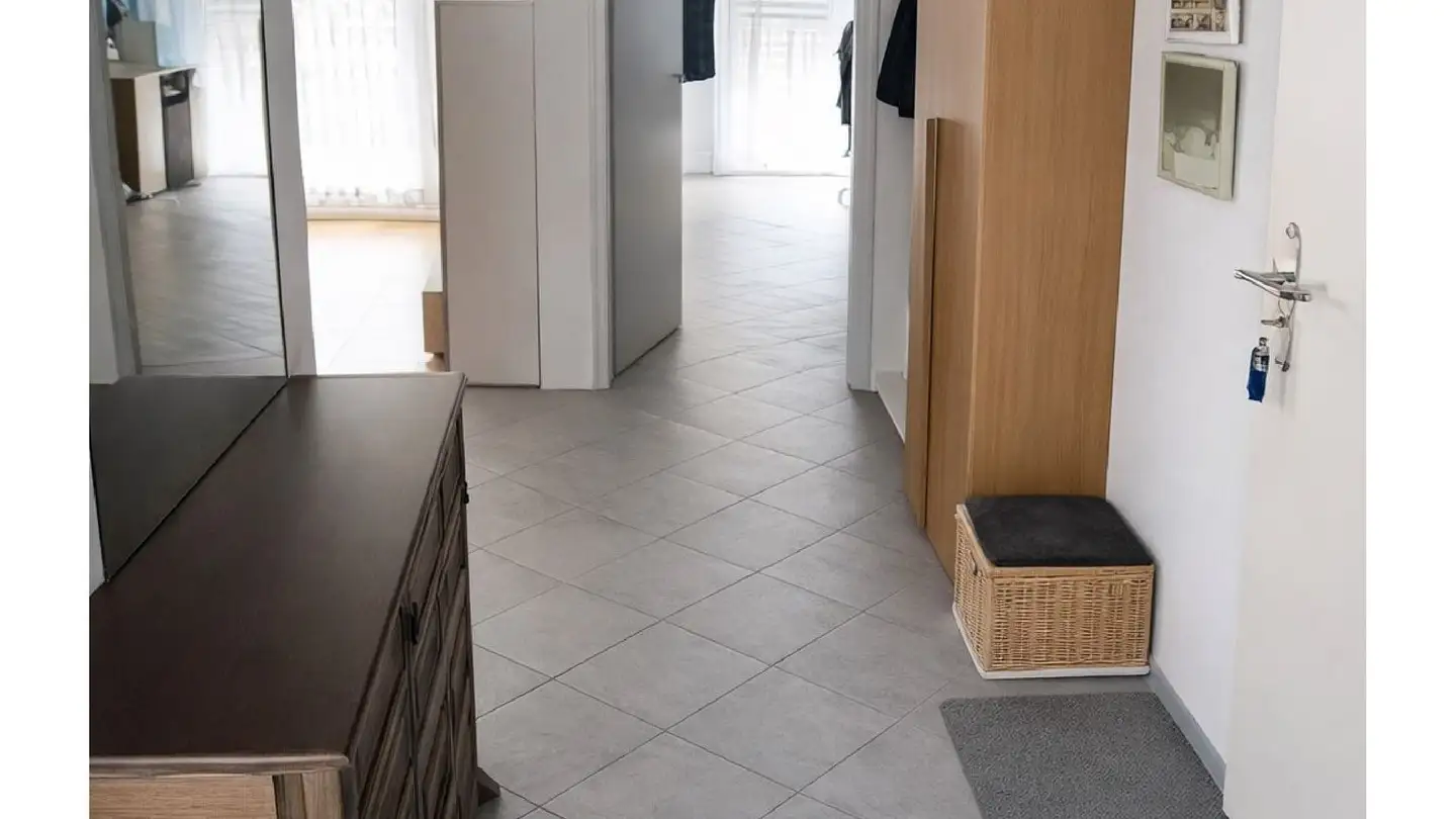 Wohnung kaufen - Zürcherstrasse 9, 8115 Hüttikon - Foto 2