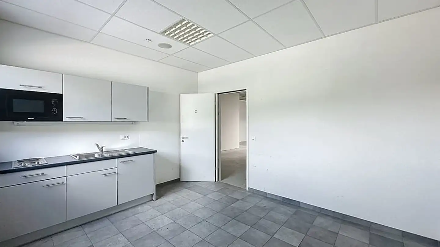 Commercial for rent - Route Cantonale 9, 1964 Conthey - Photo 2