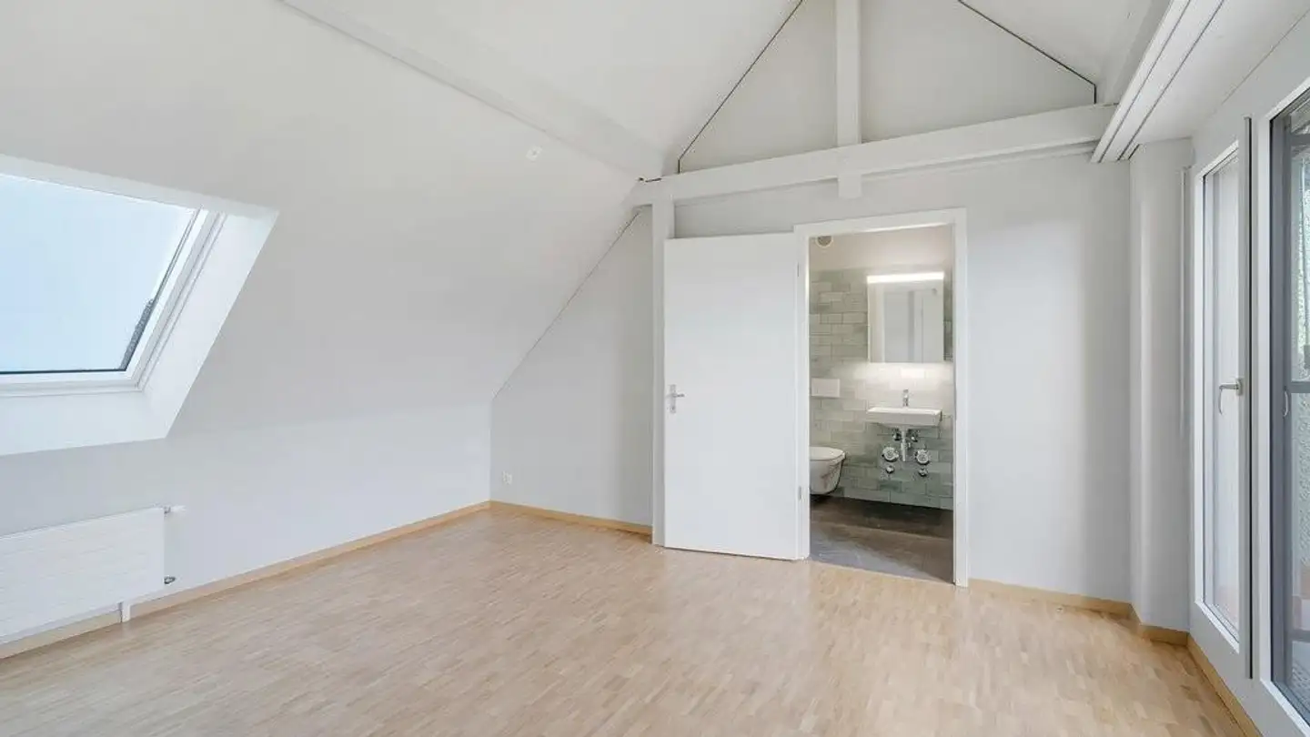 Wohnung mieten - Schwandenholzstrasse 270, 8046 Zürich - Foto 2