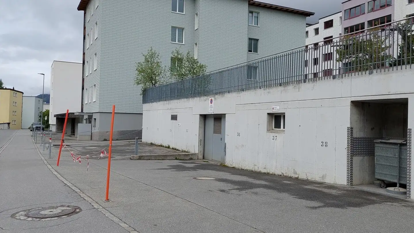 Parcheggio interno per moto in affitto - Brämabüelstrasse, 7270 Davos Platz