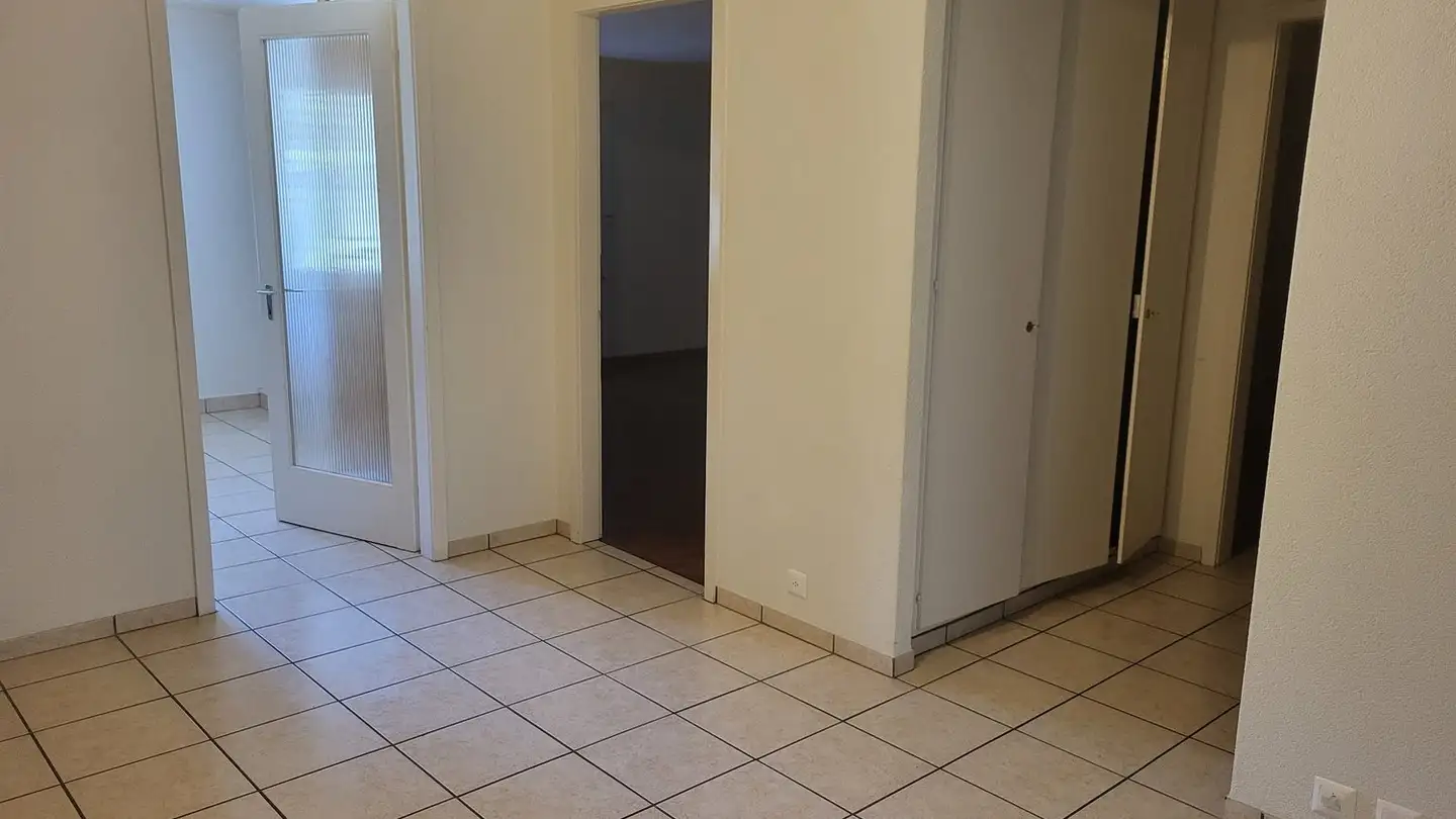 Wohnung mieten - Avenue Soguel 1a, 2035 Corcelles NE - Foto 4