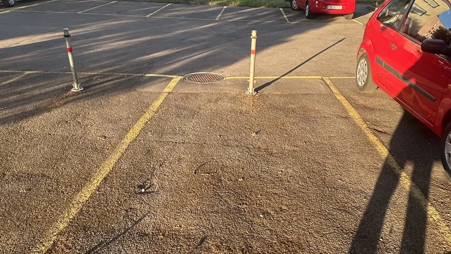 Parcheggio esterno in affitto - Wiesliacher 13, 8053 Zürich - Foto 3