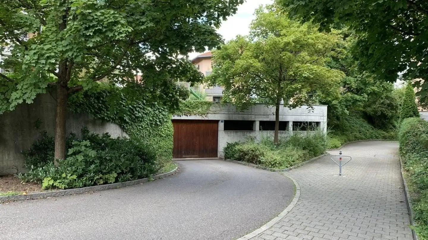Tiefgaragenstellplatz mieten - Sägetstrasse 31, 3123 Belp