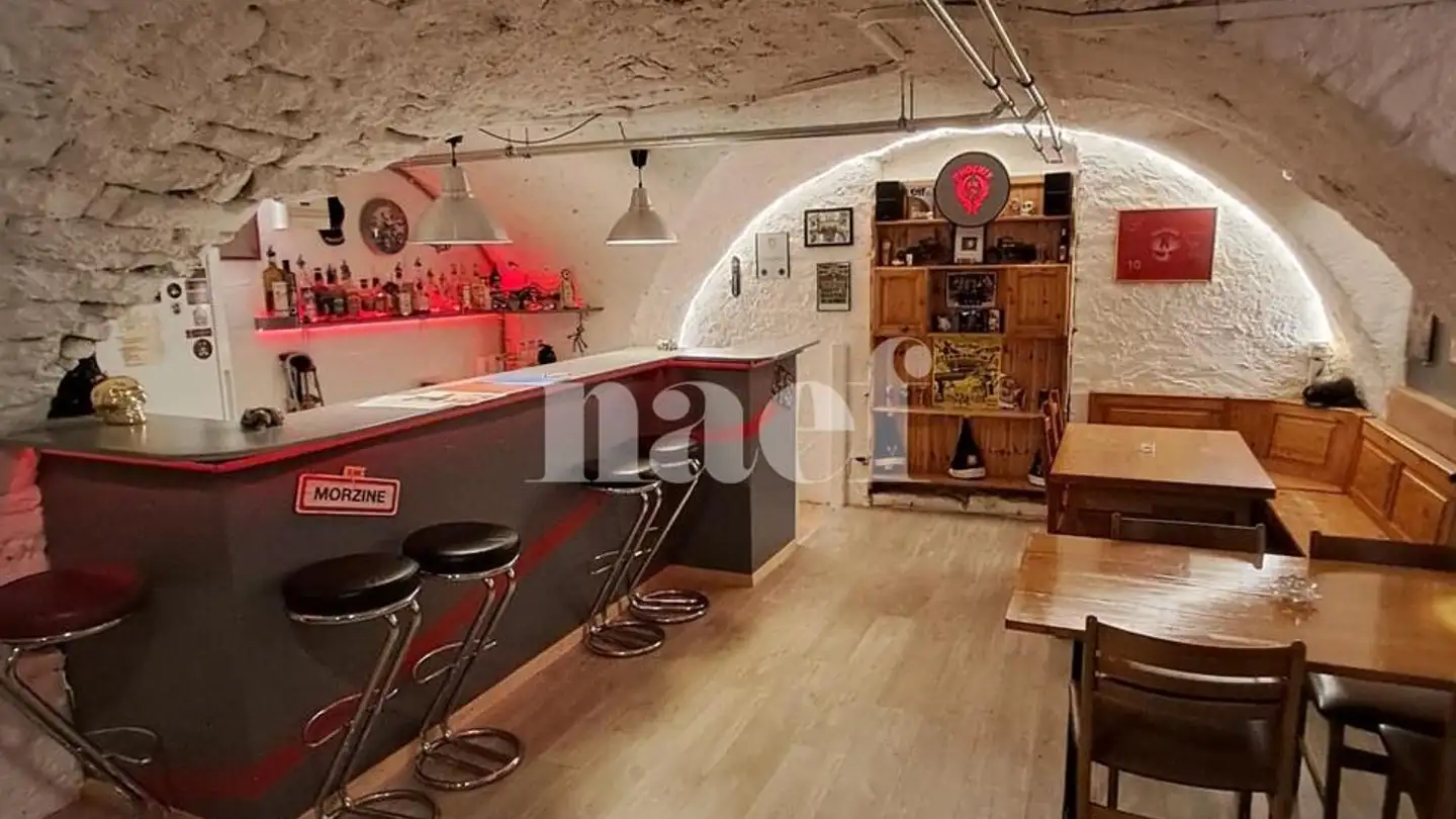 Commercial for rent - Rue de l'Industrie 16, 2300 La Chaux-de-Fonds - Photo 2