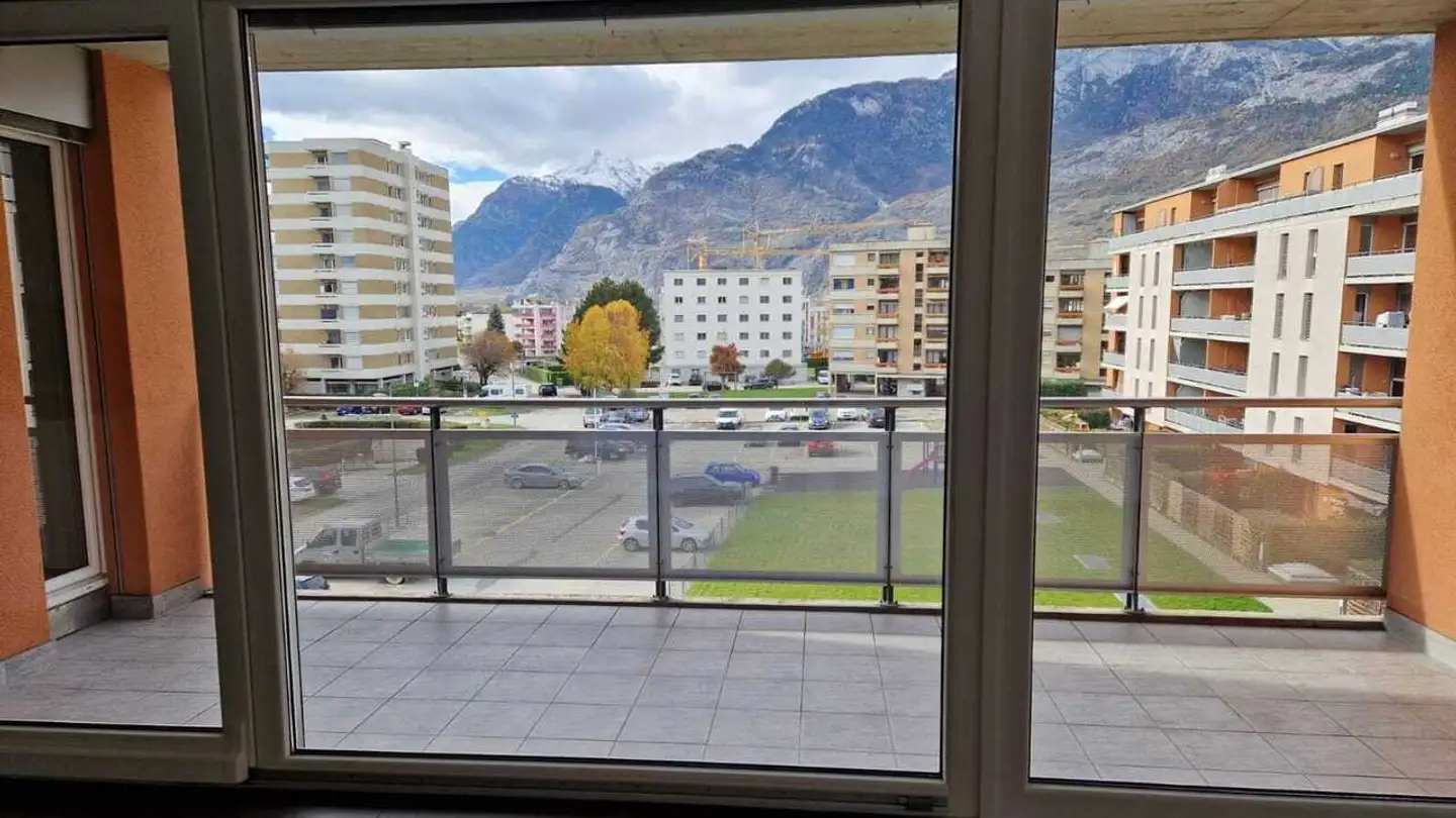 Appartement à louer - Avenue De La Gare 29, 1964 Conthey - Photo 4