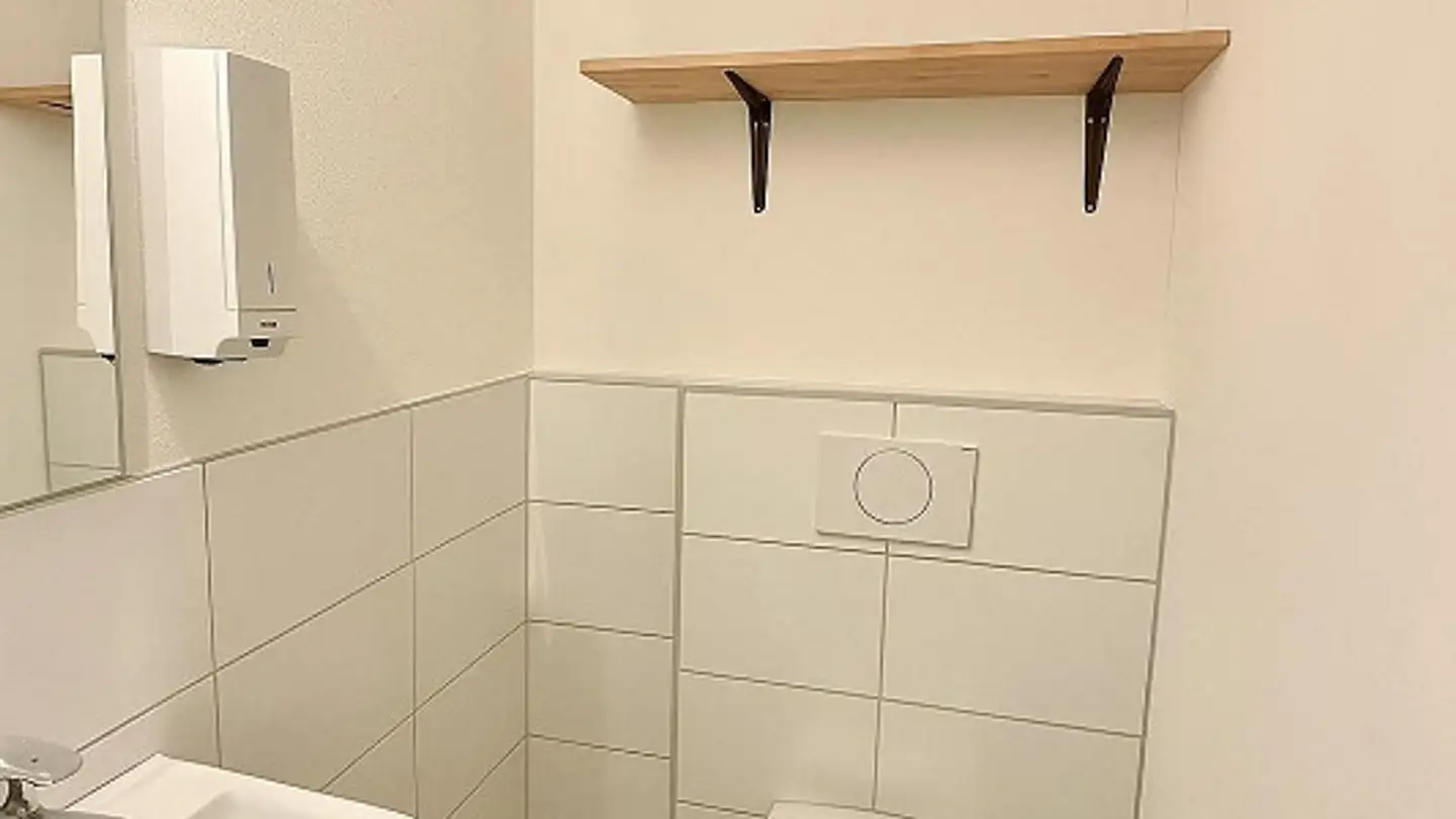 Commerciale in affitto - Neue Bahnhofstrasse 2, 3110 Münsingen - Photo 4