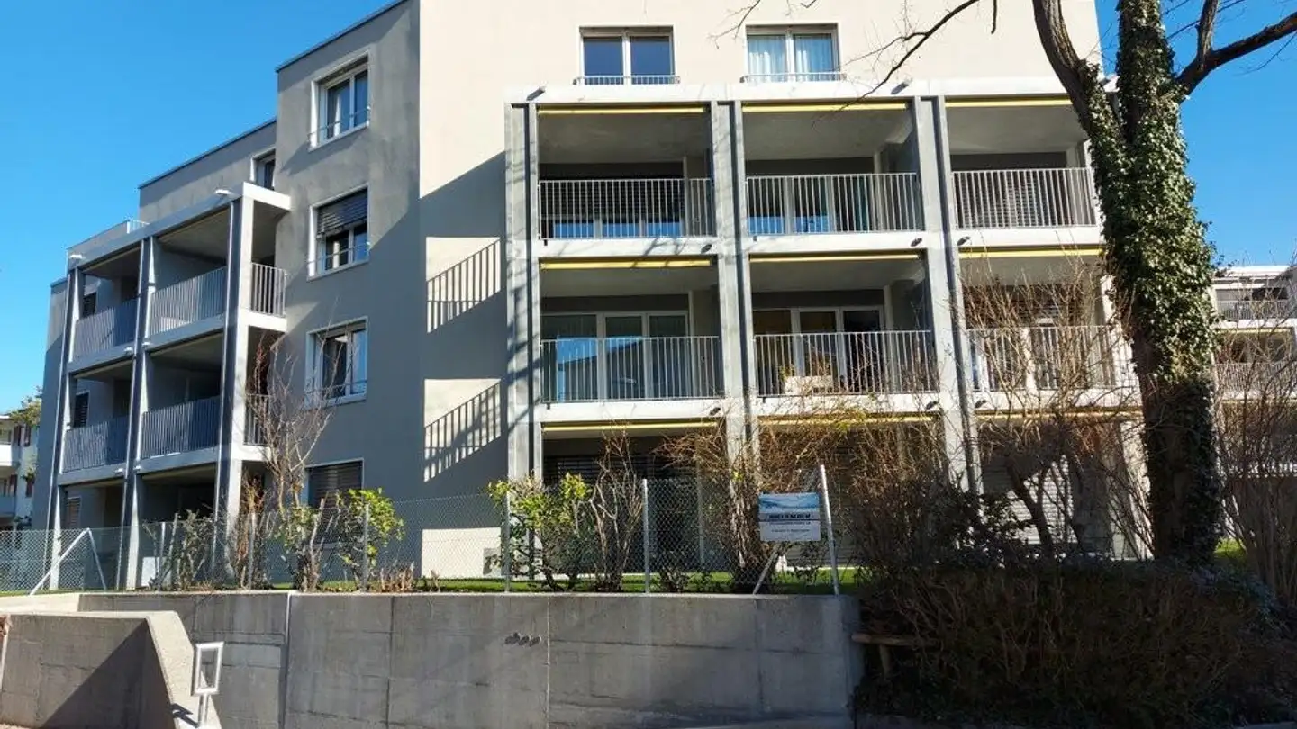 Underground parking space for rent - Dohlenweg 28, 8050 Zürich