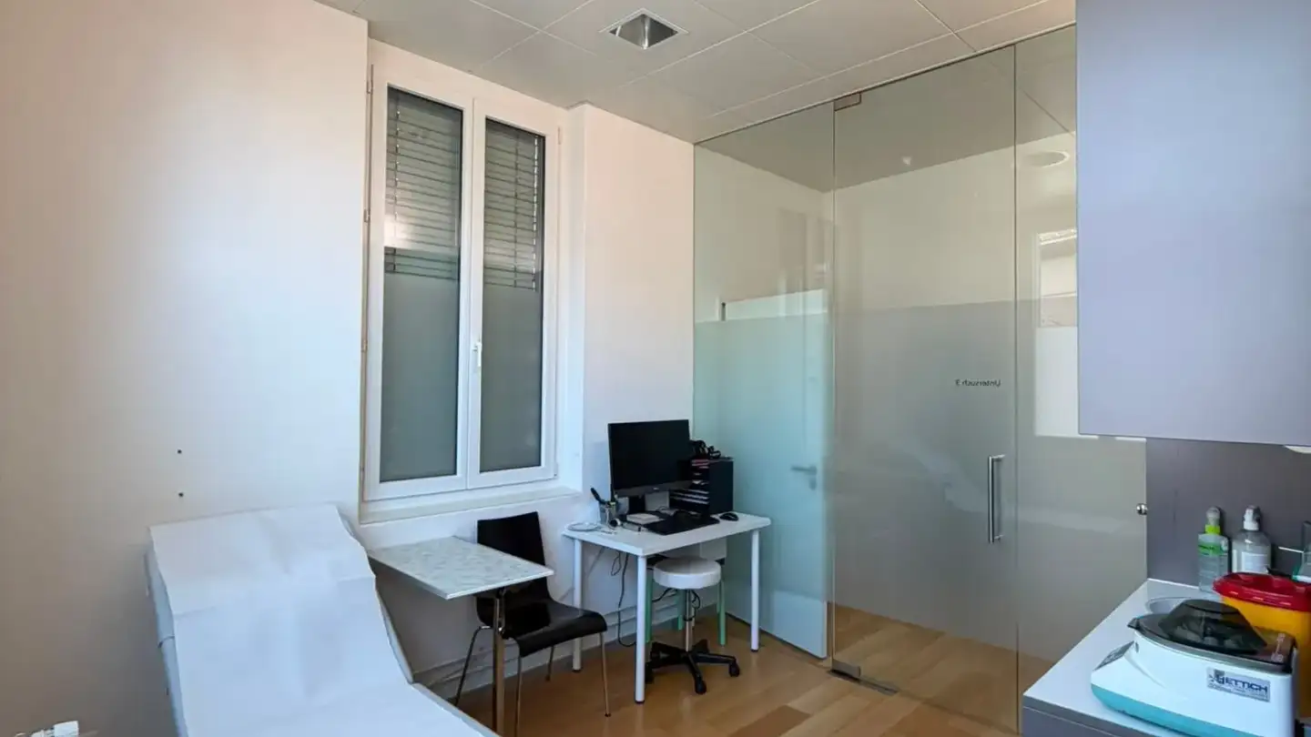 Medical practice for rent - Fabrikstrasse 10, 3360 Herzogenbuchsee