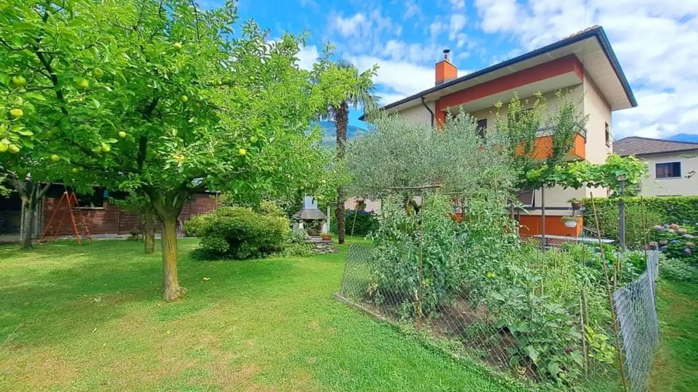 Casa singola in vendita - Viale C. Olgiati 11c, 6512 Giubiasco