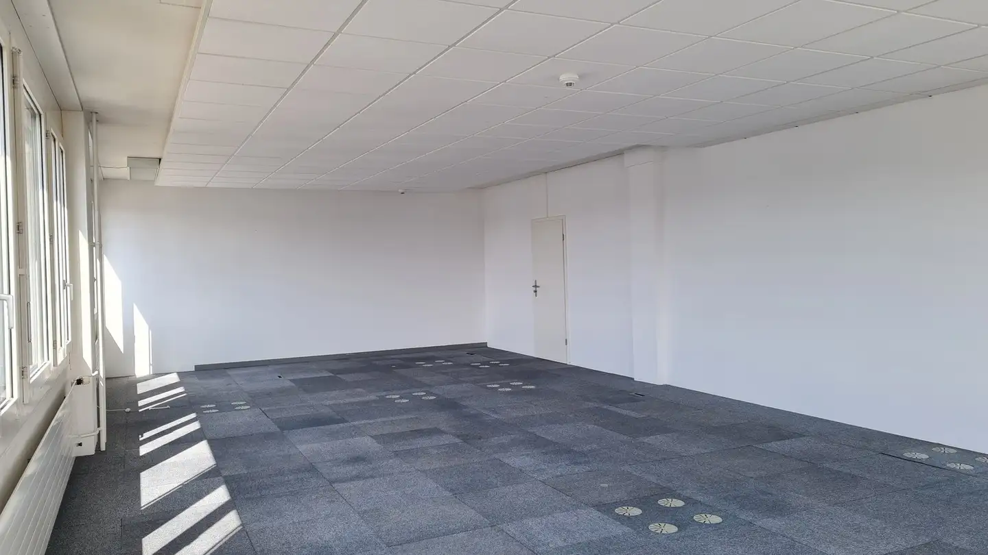 Bureau à louer - Hertistrasse 25, 8304 Wallisellen - Photo 3