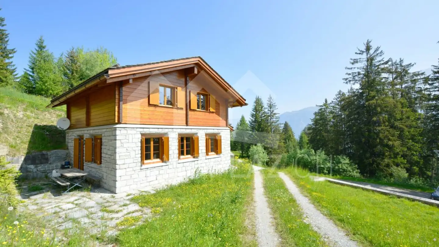 Einfamilienhaus kaufen - 7460 Savognin