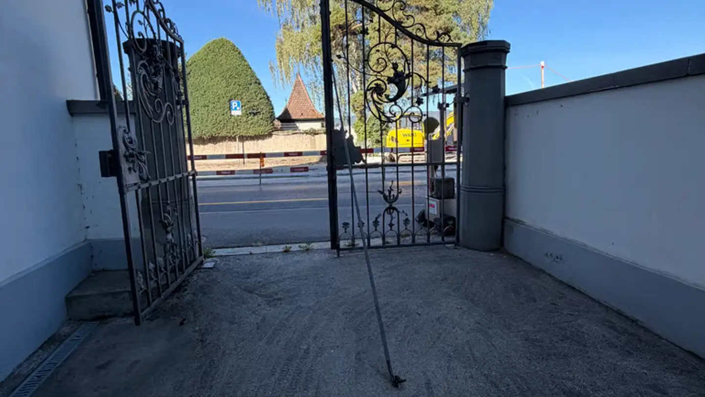 Single garage for rent - 8700 Küsnacht ZH