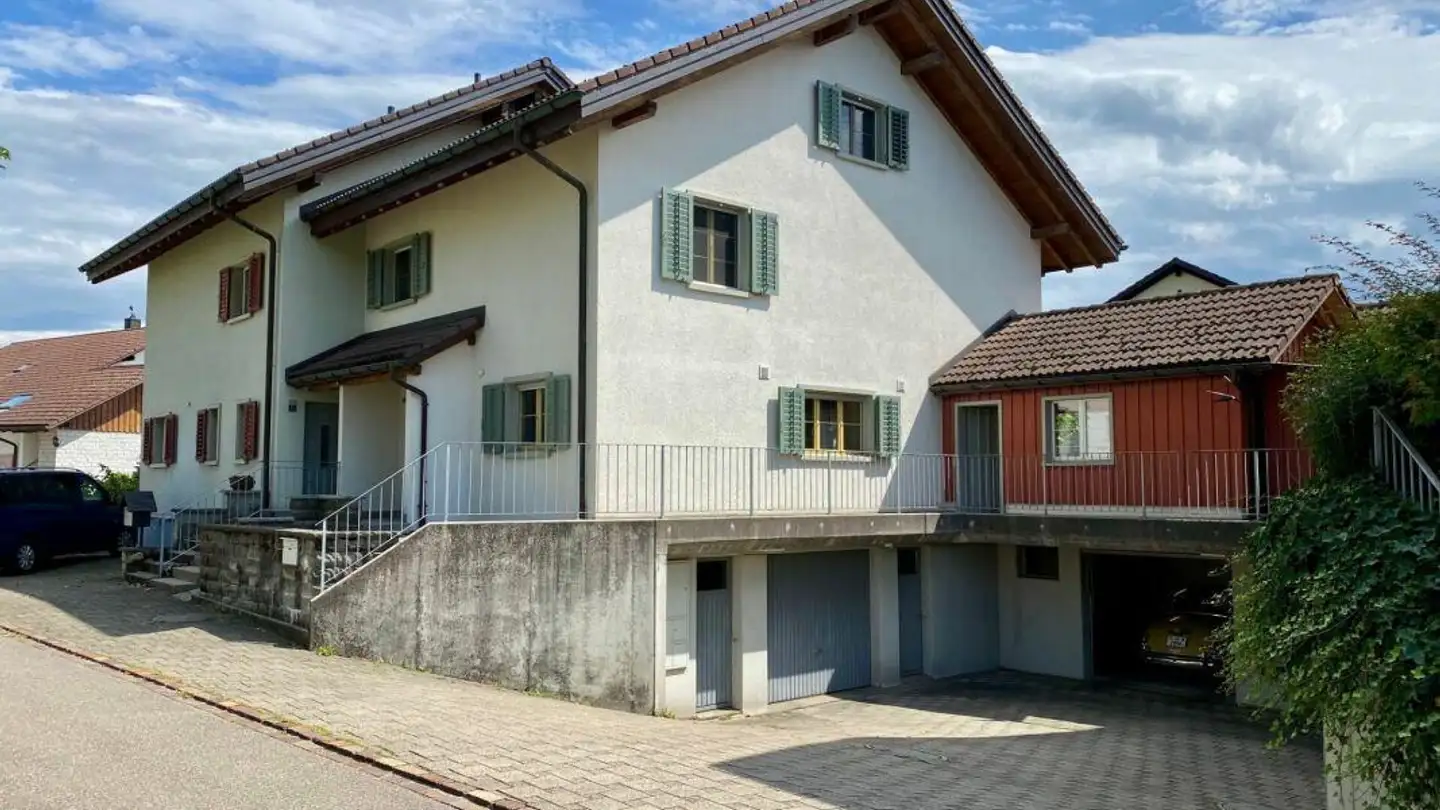 Semi-detached house for sale - Schönenweg, 8733 Eschenbach SG