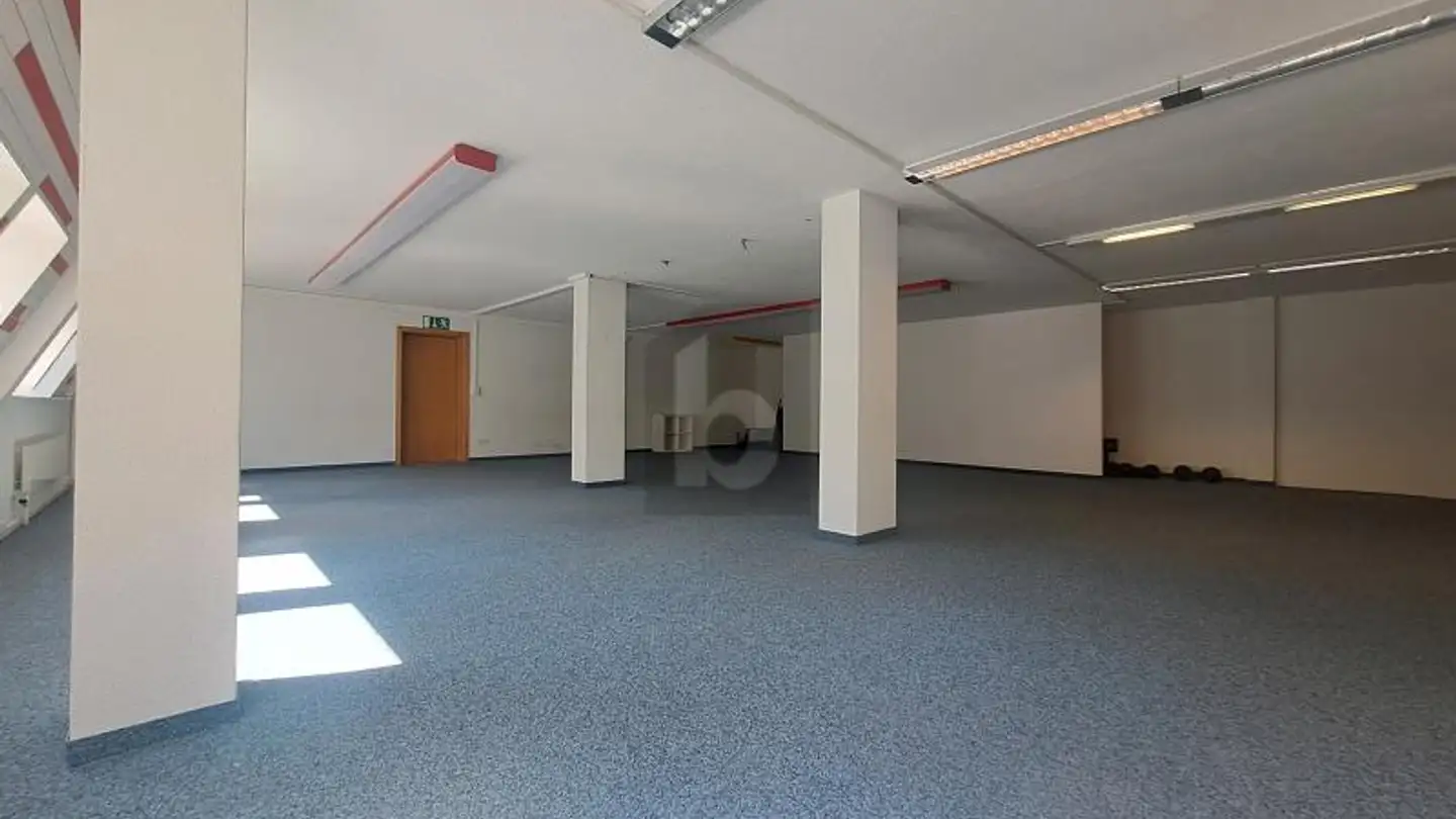 Commercial à louer - 9015 St. Gallen