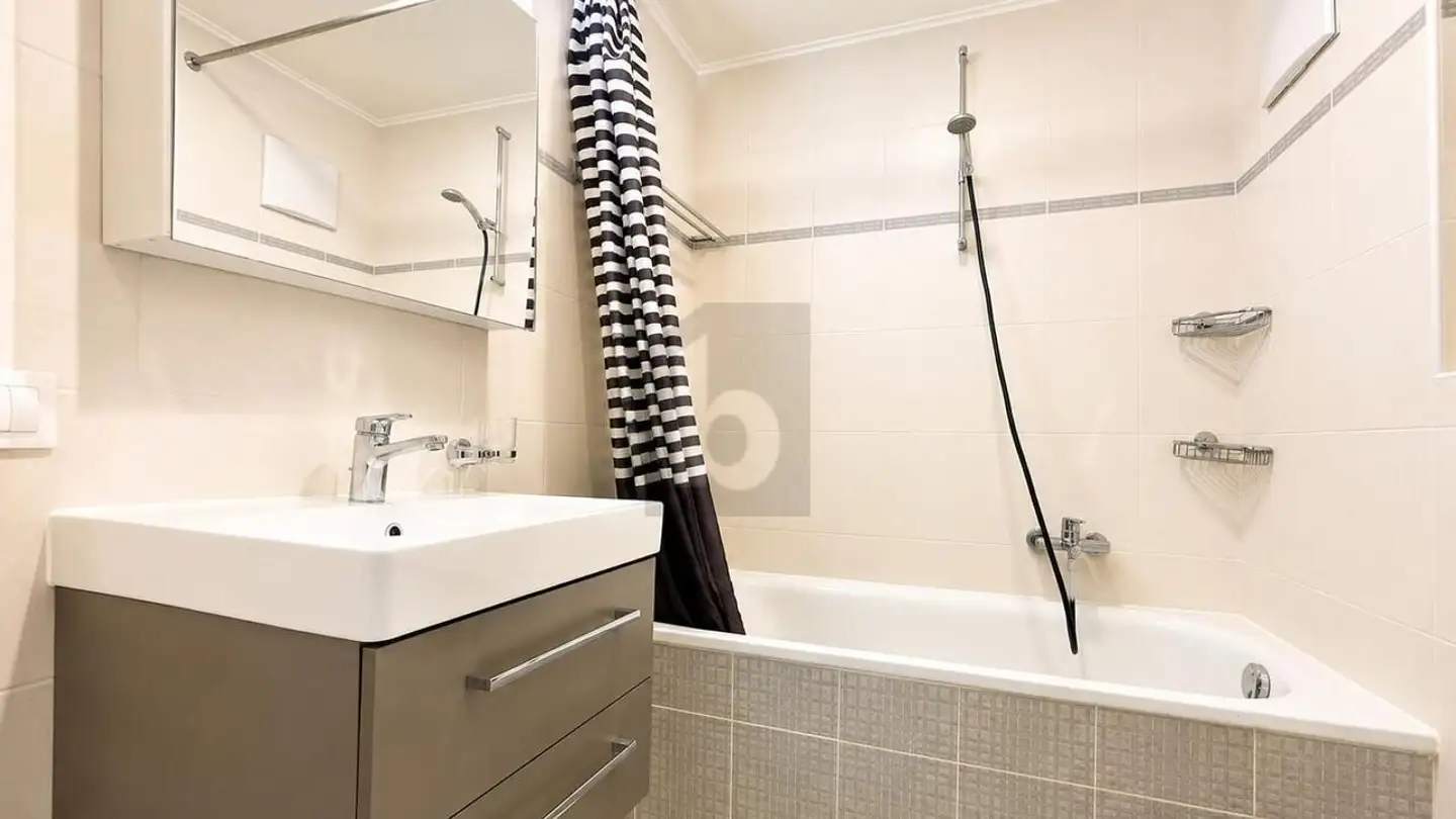 Row house for rent - 1073 Savigny - Photo 4