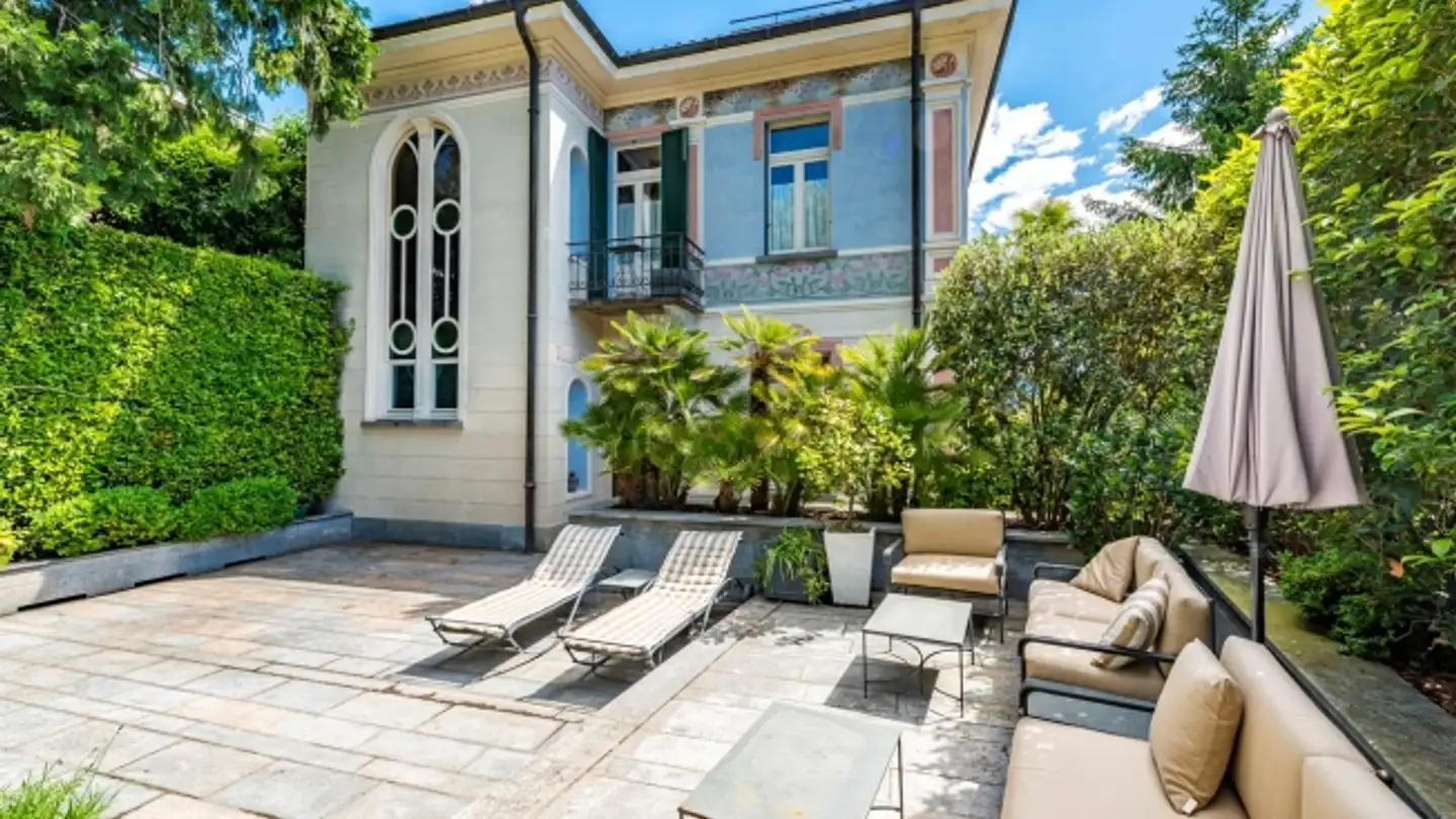 Villa à vendre - 6648 Minusio